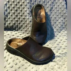 Tatami by Birkenstock Brown Leather Slip-On Mules/Clogs, Size 36